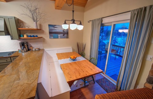 Biwabik House | Cottage-themed 3BR getaway at Giants Ridge