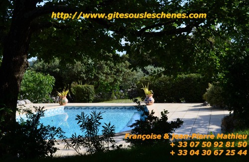 Lussan Cottage | Cottage under the Oaks near Uzes pont du gard