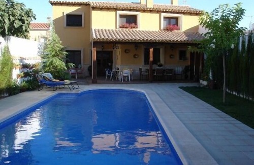 Motilleja Cottage | Cottage "Villa Parchis" for 12 people