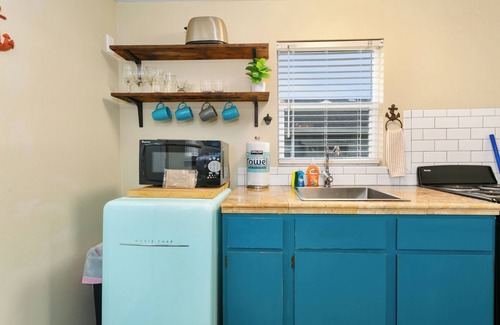 Grayland Cottage | Cottage w/Sundeck near Beach | WiFi
