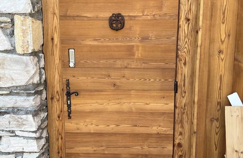 Val-d'Isere Ski Chalet | Cottage with garden and terrace