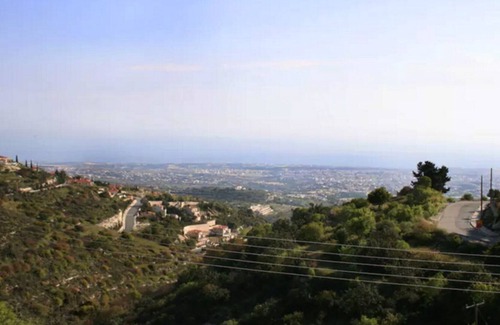 Tsada House | Cottage with Pool nestled in the Hills with Sea & City Views