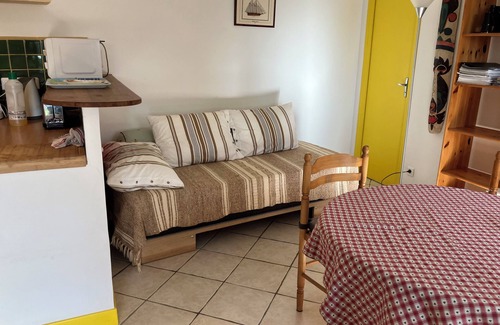 Evenos House | COTTAGE WITH PRIVATE SWIMMING POOL, CLOSE TO THE SEA : BANDOL SANARY LE CASTELLET