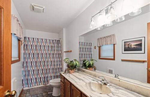 Greenbush Apartment | Cottages 6-7-9 - 8BR Lakefront stay for 16