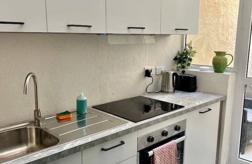 Cospicua Apartment | Cottonera Cara: Cozy Room with Terrace in the Heart of Bormla