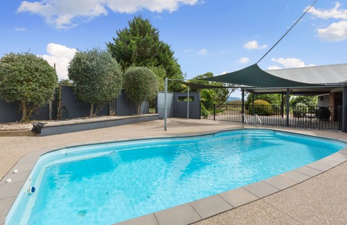 Mansfield House | Cottonwoods- Winter & Summer Property