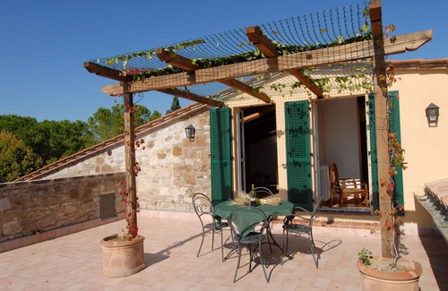 Fratta House | Countess Miriam Angelica Apartment