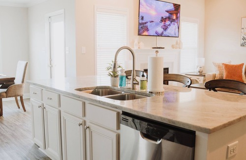 Houston County House | Country Charm 4-bedroom house pet and family friendly