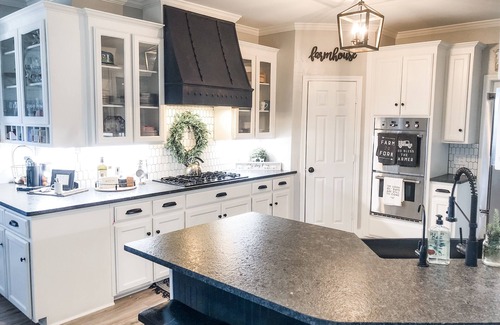 Fort Worth House | Country Charm with City Convenience!