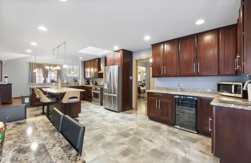 Country Club Hills House | Country Club Hills FHS Rentaln