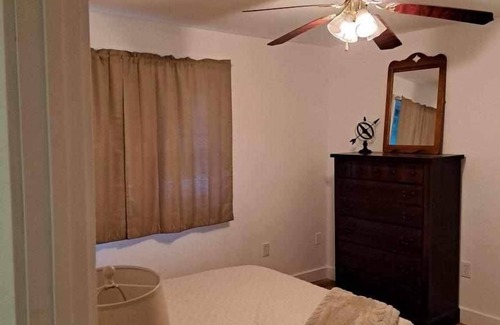 Laurens House | Country Cottage Retreat, perfect baseball home, short drive fields in Oneonta.