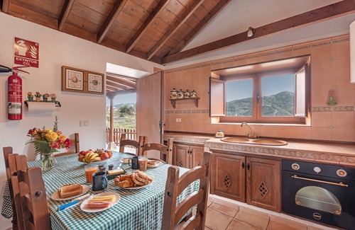 Agulo House | Country House 'Maria' with Mountain View, Private Terrace and Wi-Fi