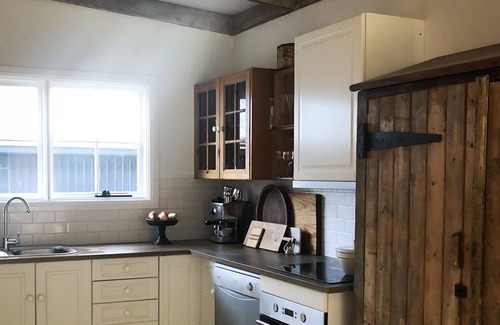 Bundanoon Cottage | Country Escape, Southern Highlands, Cottage at 31, Bundanoon, NSW