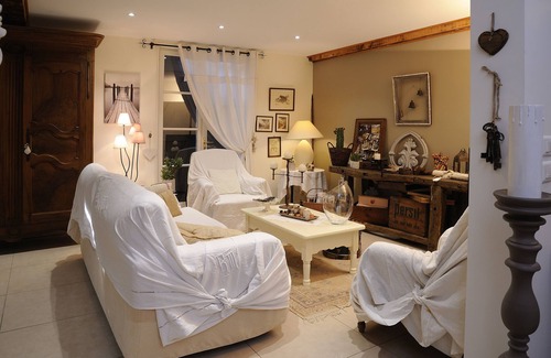 Corcelles-en-Beaujolais House | Country house in Beaujolais