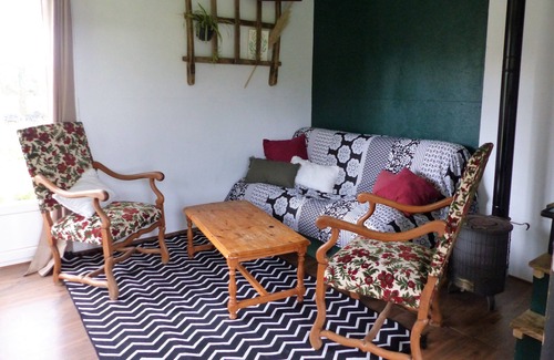 Saint-Vincent-sur-Oust Cabin | Country cabin near the Nantes-Brest canal