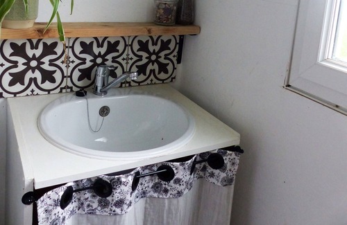 Saint-Vincent-sur-Oust Cabin | Country cabin near the Nantes-Brest canal