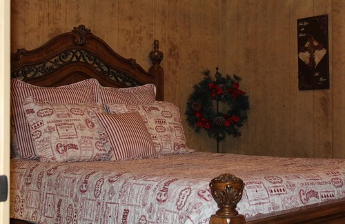 Elmo House | Country Guest House Near First Monday Trades Days