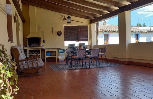 Olesa de Bonesvalls Cottage | Country holiday home - Olesa de Bonesvalls