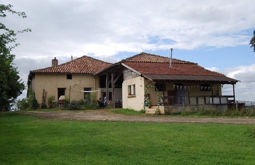 Montbernard House | Country holidays at Gites Soulanserre
