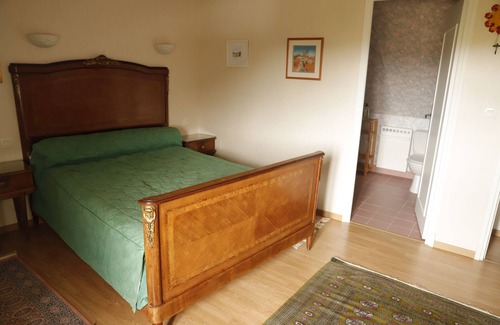 Assigny Bed & Breakfast | Country home in the heart of France, 20 minutes away from Sancerre
