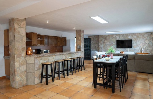 Cerro Muriano House | Country House 'Brisas Del Palmeral' with Mountain View, Wi-Fi and Air Conditioning