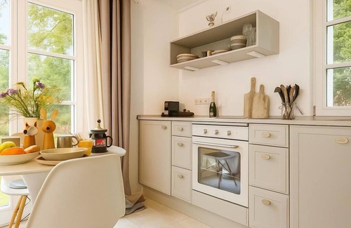 Nuthetal Cottage | Country house dream - coach house under walnut trees