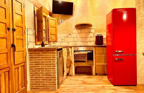 Olba House | Country House 'El Kubo' with Mountain View, Wi-Fi and Air Conditioning