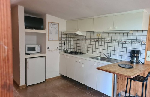 Piedralaves Villa | Country House 'El Valle' with Mountain Views, Private Pool and Wi-Fi