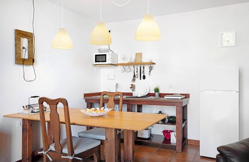 La Vegueta House | Country House 'Finca Emblemática - Nº2 Chibusque' with Mountain Views, Pool and Wi-Fi