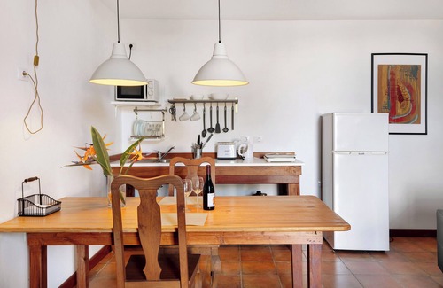 La Vegueta House | Country House 'Finca Emblemática - Nº4 Tamia' with Mountain Views, Shared Pool and Wi-Fi