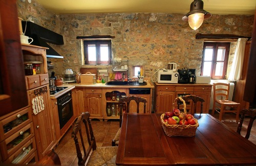 Anatoli House | Country house with 4 bedrooms, Jacuzzi and infintive views to the Med sea