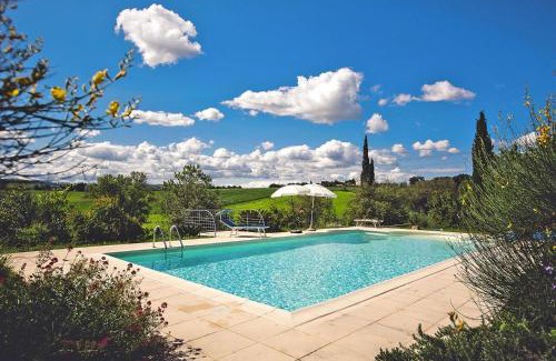 Corinaldo House | Country House in Monterado with Pool