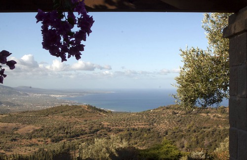 Lepreo Cottage | Country House in olive grove with stunning sea views