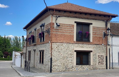 Nieva House | Country House 'La Antigua Taberna' with Private Pool, Wi-Fi, and Air Conditioning