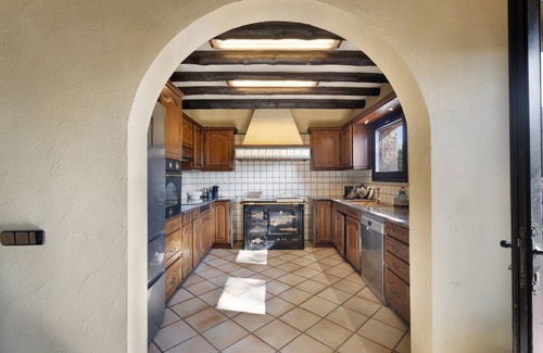 Calders House | Country House 'Les Hectarees' with Mountain View, Private Pool and Wi-Fi