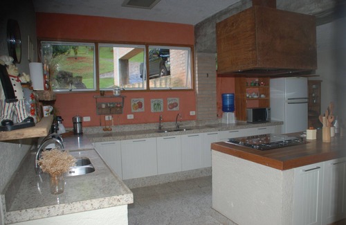 Cotia Cottage | Country House Lodging Leisure Corporate Meetings