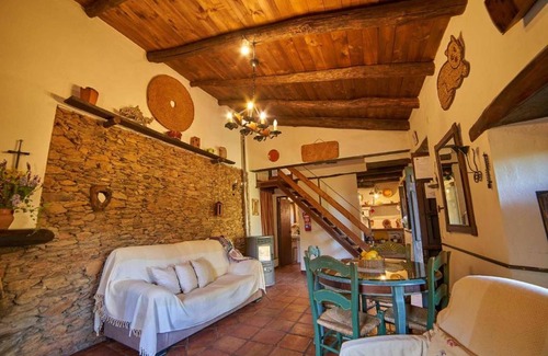 Fuenteheridos House | Country House 'Navalgatos' with Mountain View, Private Pool and Private Terrace