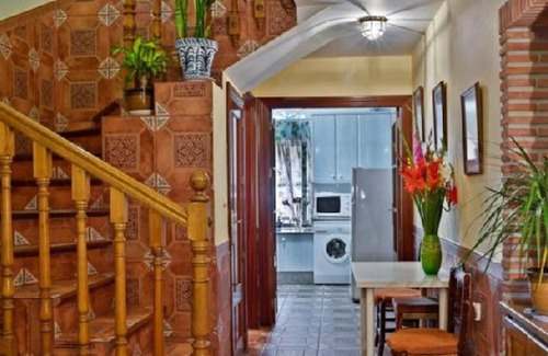 Barrio de la Vega House | Country House 'Roque' with Mountain View, Wi-Fi and Air Conditioning