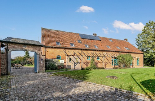 Merksplas House | Country house with garden for families