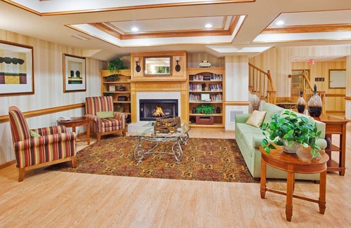 McDonough Hotel | Country Inn & Suites by Radisson, McDonough, GA