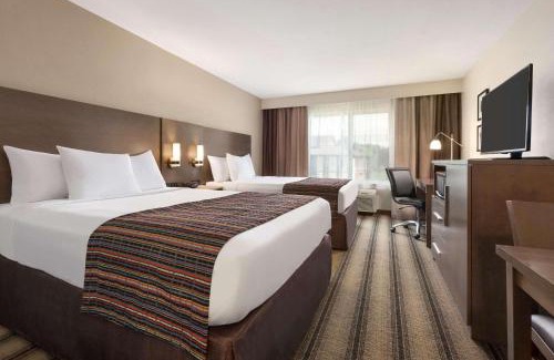 St. Cloud Hotel | Country Inn & Suites by Radisson, St Cloud West, MN