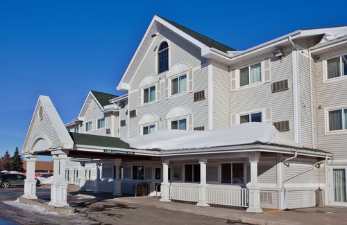 North Industrial Hotel | Country Inn & Suites by Radisson, Saskatoon, SK