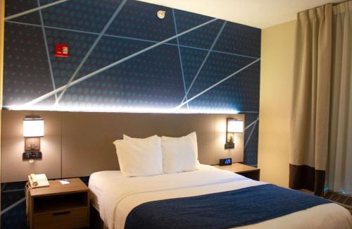 Rock Falls Hotel | Country Inn & Suites by Radisson, Rock Falls, IL