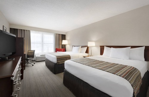 Houghton Hotel | Country Inn & Suites by Radisson, Houghton, MI