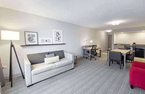 Tinley Park Hotel | Country Inn & Suites by Radisson, Tinley Park, IL