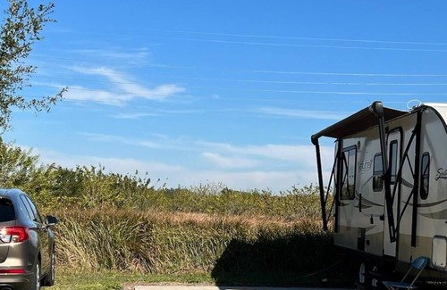 Fort Meade House | Country Living RV in a Small Town Setting