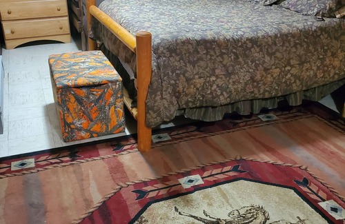 Pleasant Hill Cabin | country lodging