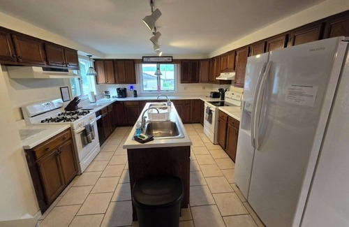 Milford Other | Country Meadows - Bring the whole family, or better yet maybe 3!