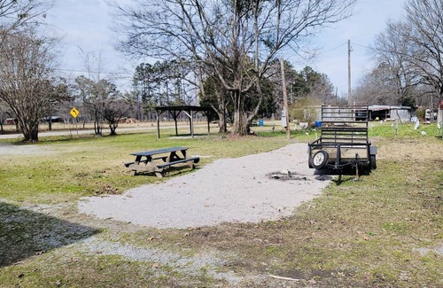 Grady RV Rental | Country Peace RV/Camper Lot