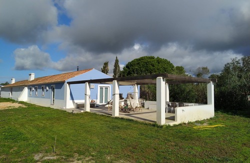Vila Nova de Milfontes Cottage | Country house next to town and beaches